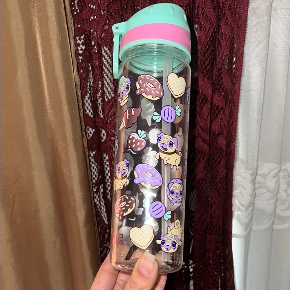 Cute Pugs and Donut Pattern Water Bottle